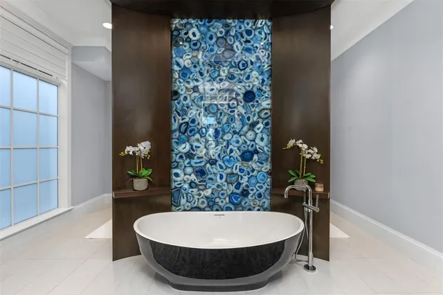 $8,995,000 | 2317 Delmar Place, Fort Lauderdale, FL 33301