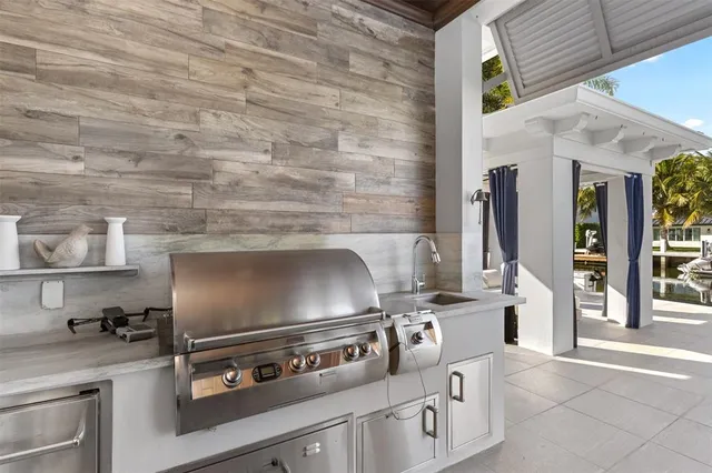 $8,995,000 | 2317 Delmar Place, Fort Lauderdale, FL 33301