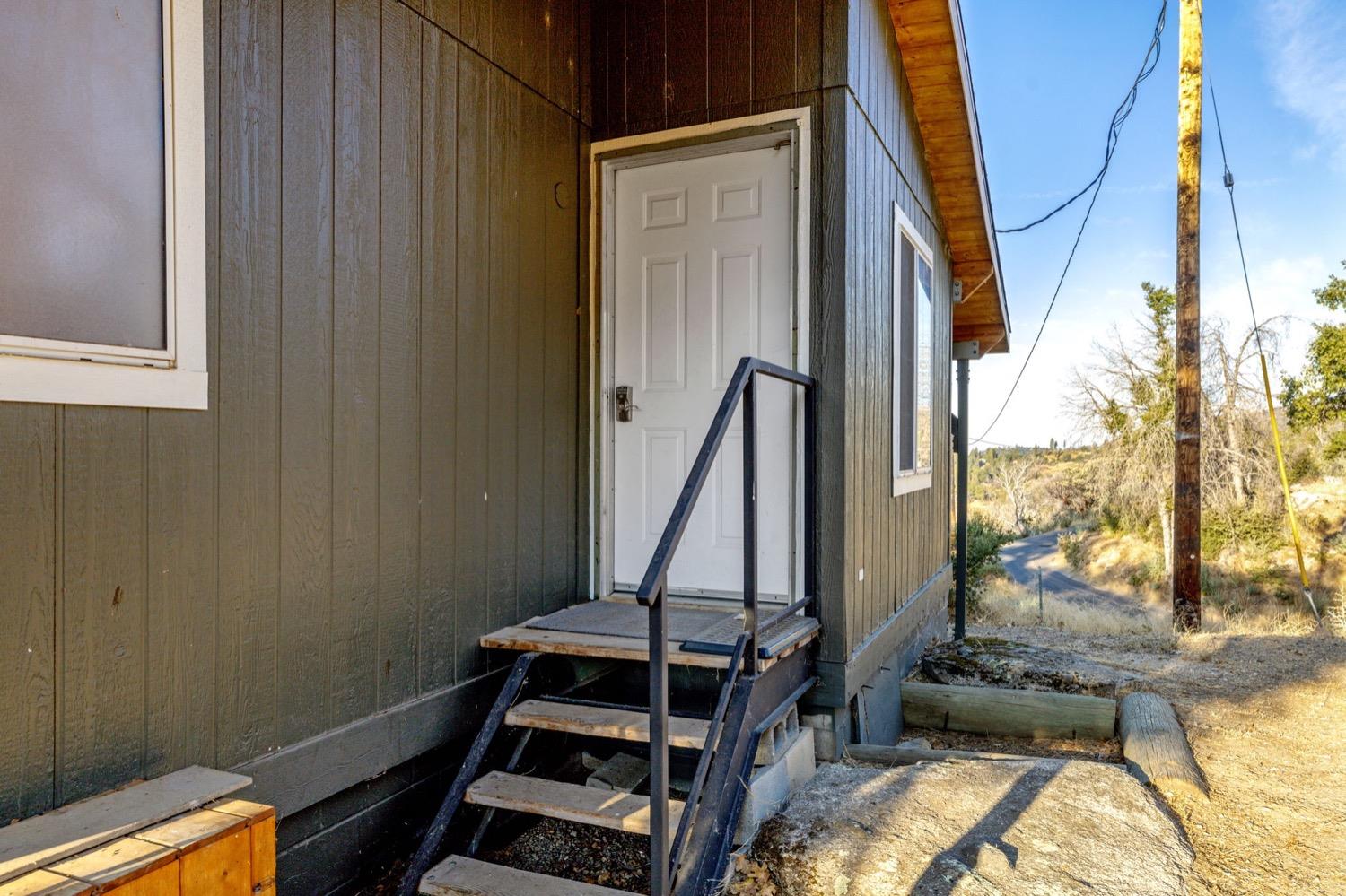 36696 Peterson Road Auberry, CA 93602 - Photo 27 of 34