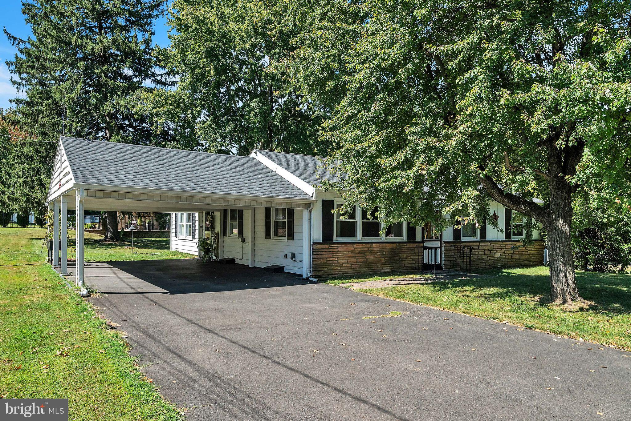 106 Sharp Lane Feasterville-Trevose, PA 19053 - Photo 3 of 21