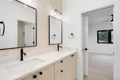 $2,600,000 | 3930 West Byron Place, Denver, CO 80212