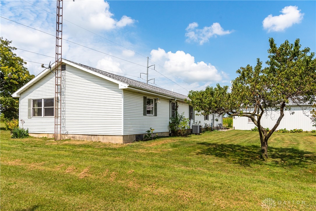 7260 Shields Road Lewisburg, OH 45338 - Photo 8 of 77 Gallery Image 8