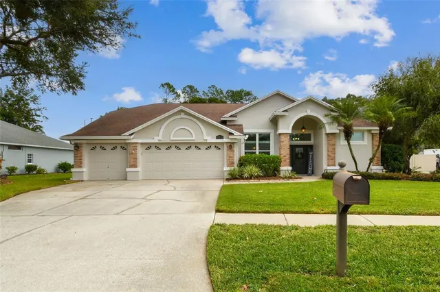 $815,000 | 17112 Downs Drive, Odessa, FL 33556