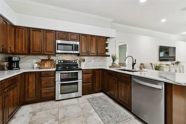 $815,000 | 17112 Downs Drive, Odessa, FL 33556