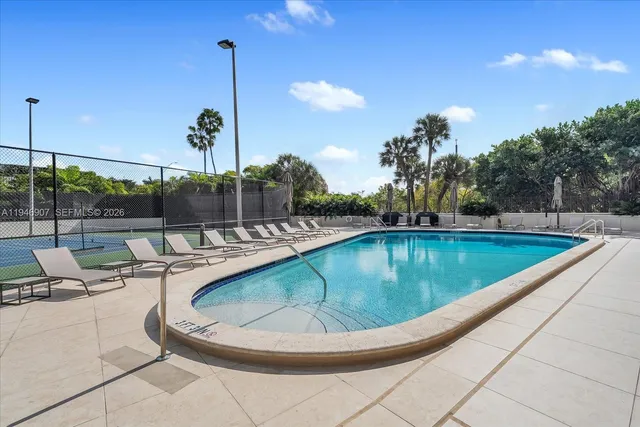 $1,545,000 | 2843 South Bayshore Drive, Unit 11C, Miami, FL 33133