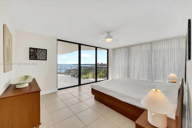 $1,545,000 | 2843 South Bayshore Drive, Unit 11C, Miami, FL 33133