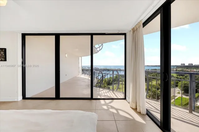 $1,545,000 | 2843 South Bayshore Drive, Unit 11C, Miami, FL 33133