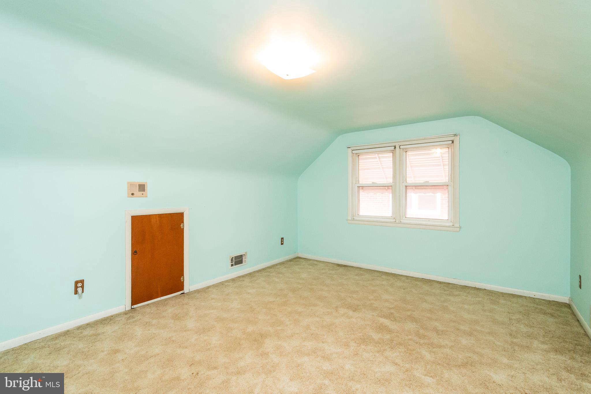 8230 Old Harford Road Baltimore, MD 21234 - Photo 22 of 39 Huge upper level bedroom