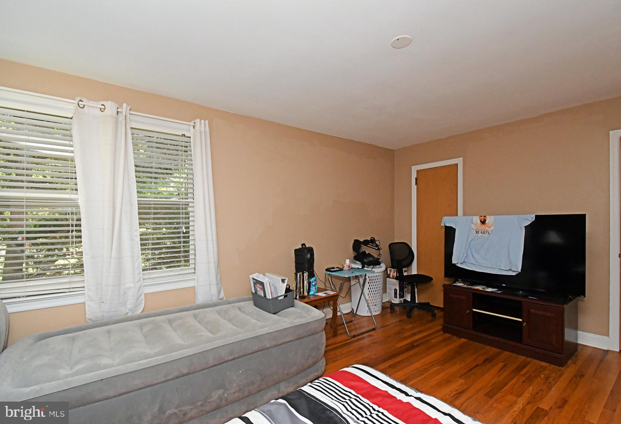 551 Walter Road Warminster, PA 18974 - Photo 27 of 45