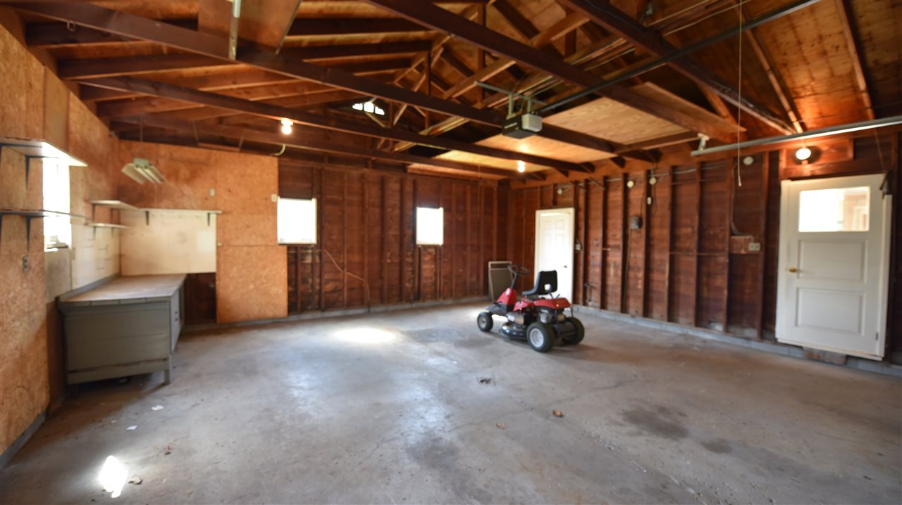811 Zollinger Road Goshen, IN 46528 - Photo 11 of 20 Gallery Image 11