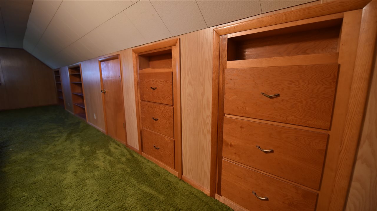 811 Zollinger Road Goshen, IN 46528 - Photo 14 of 20 Gallery Image 14