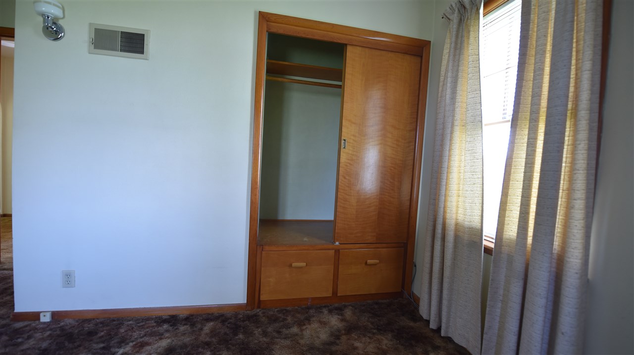 811 Zollinger Road Goshen, IN 46528 - Photo 19 of 20 Gallery Image 19