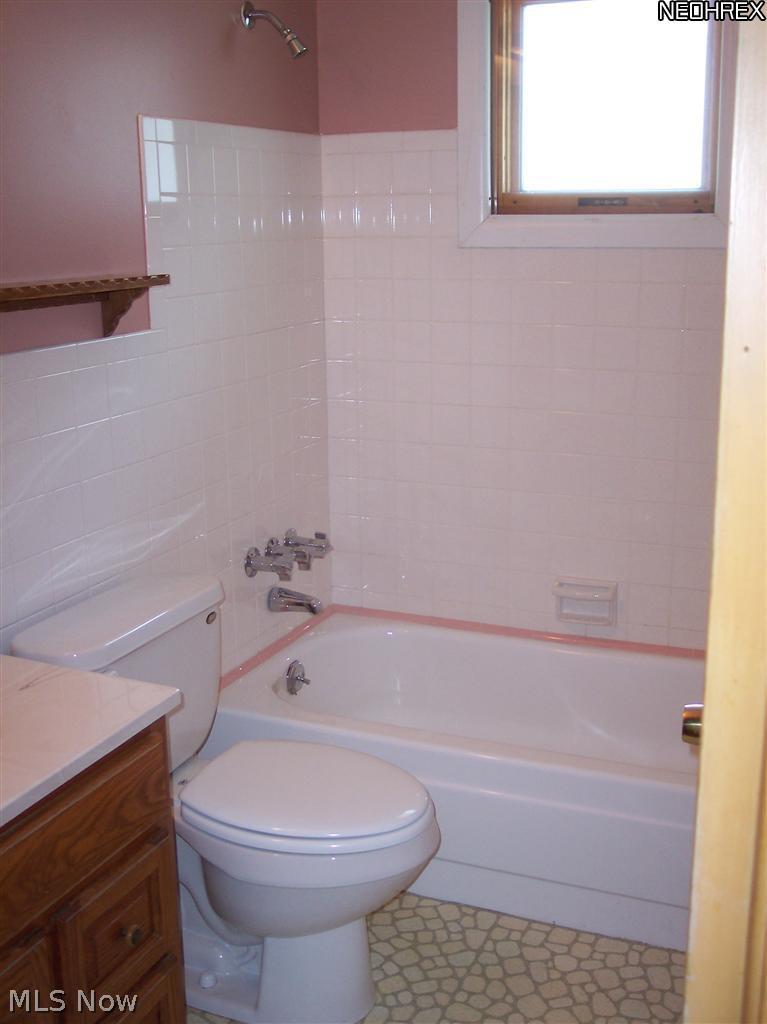 13437 Sheldon Road Cleveland, OH 44130 - Photo 11 of 17 Gallery Image 11