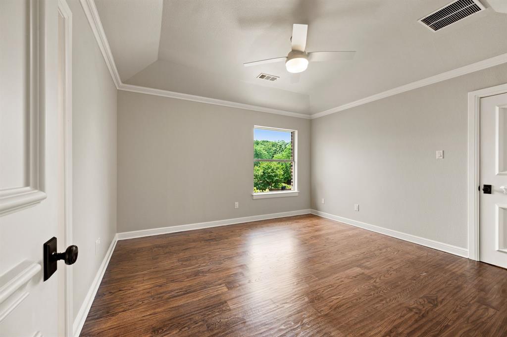 1609 Noble Way Flower Mound, TX 75022 - Photo 33 of 40