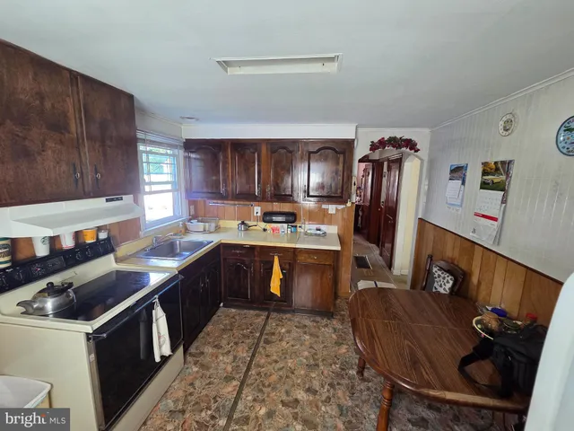 $299,900 | 728 Longwood Avenue, Cherry Hill, NJ 08002