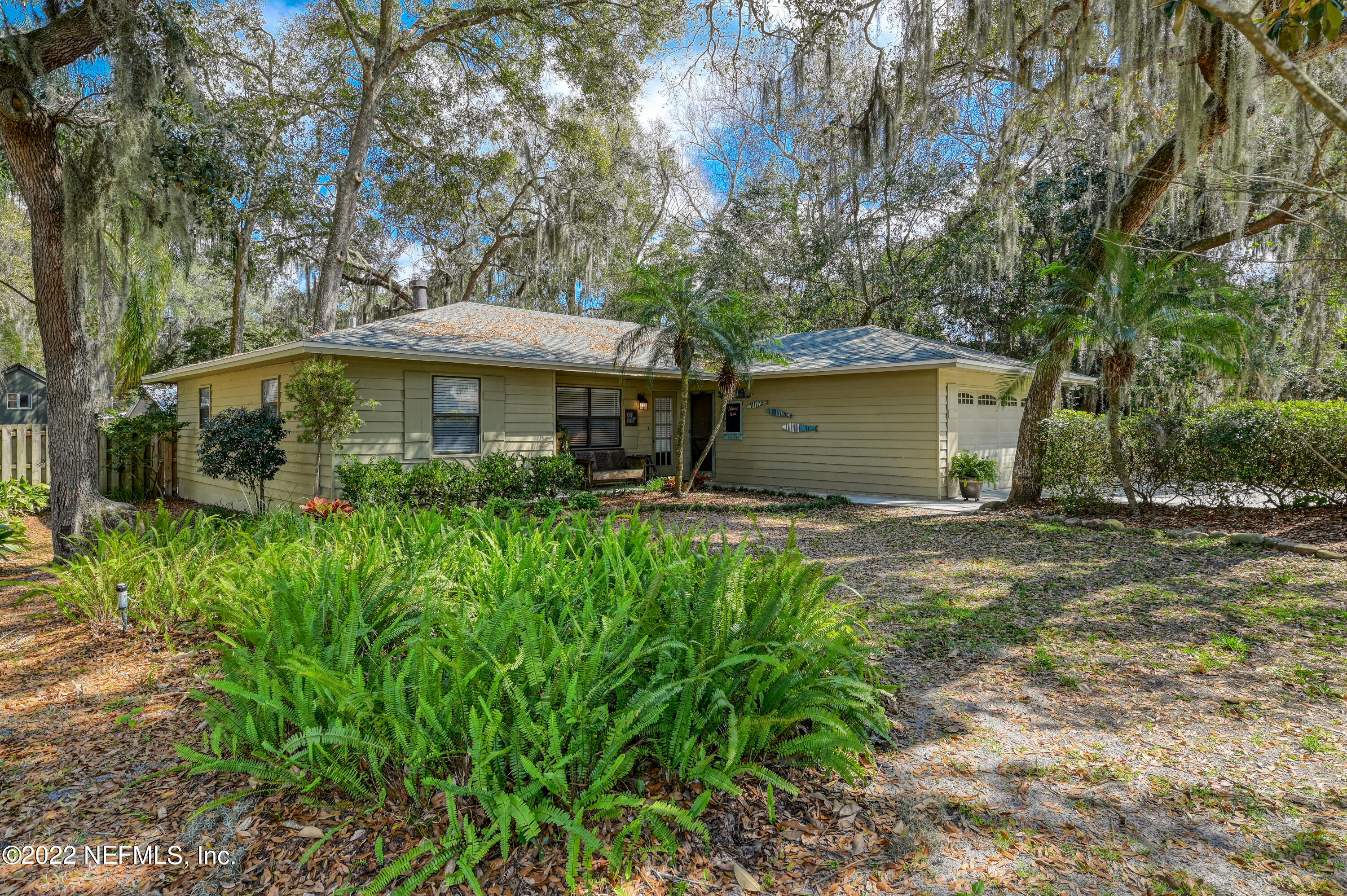 513 Jasmine Road St. Augustine, FL 32086 - Photo 2 of 37 front view of a house with a yard