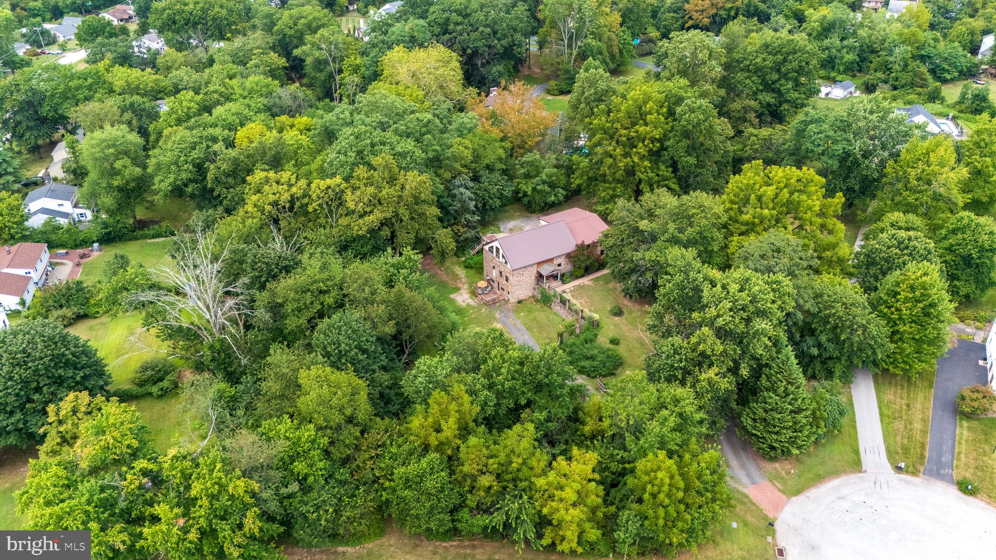 18 Pheasant Road Norristown, PA 19403 - Photo 12 of 68