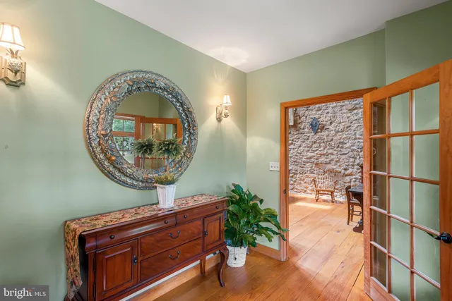 $899,900 | 18 Pheasant Road, Norristown, PA 19403