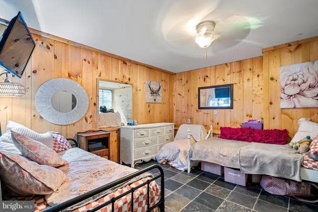 $899,900 | 18 Pheasant Road, Norristown, PA 19403