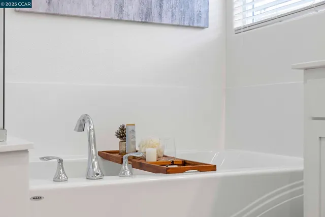 $930,000 | 951 Dainty Avenue, Brentwood, CA 94513