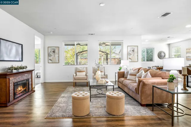 $930,000 | 951 Dainty Avenue, Brentwood, CA 94513