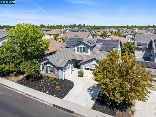 $930,000 | 951 Dainty Avenue, Brentwood, CA 94513