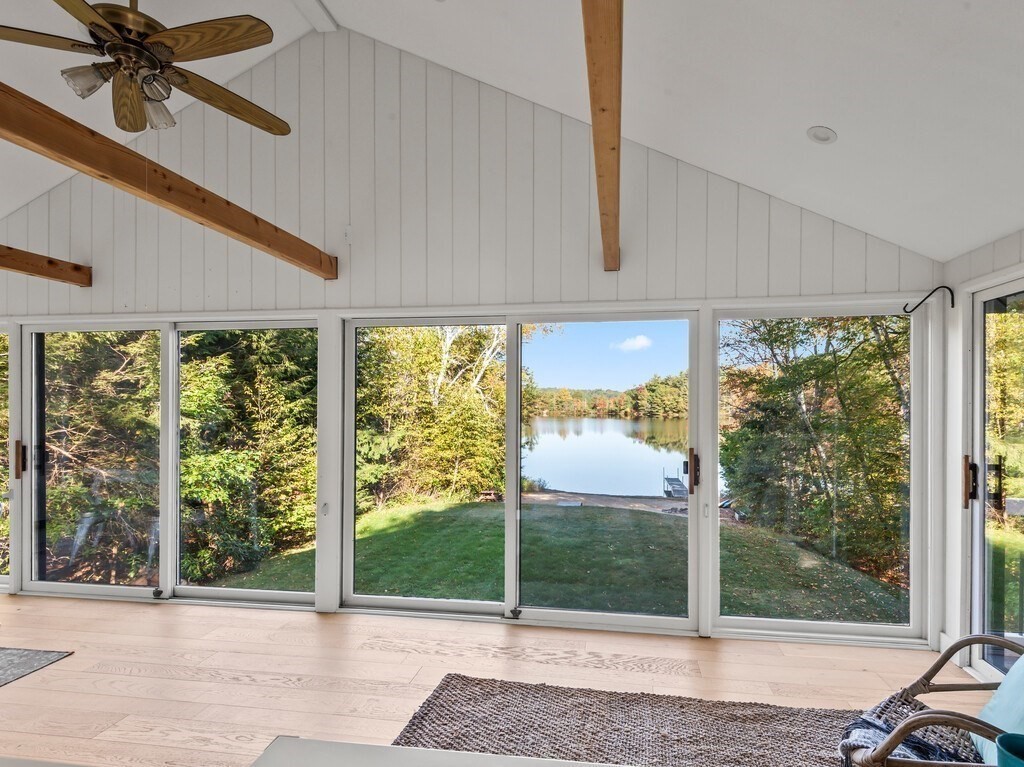 6 Winding Cove Road Ashburnham, MA 01430 - Photo 4 of 40