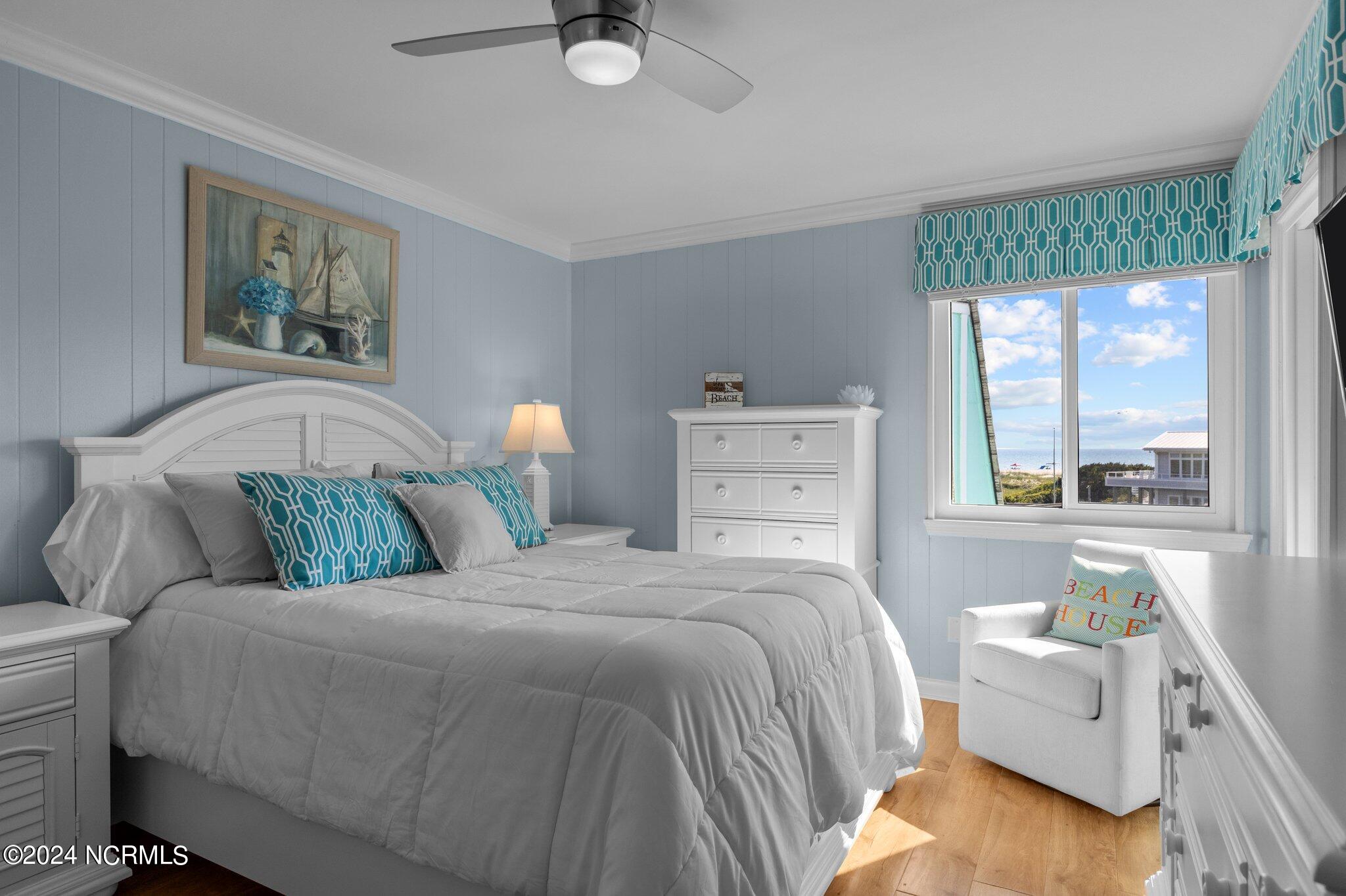 301 Commerce Way, Unit 349 Atlantic Beach, NC 28512 - Photo 14 of 38 Primary Bedroom