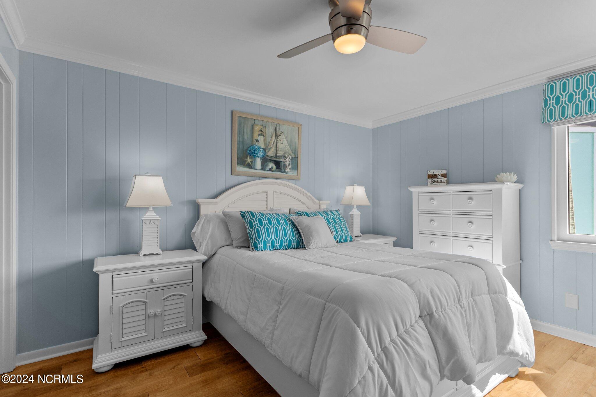 301 Commerce Way, Unit 349 Atlantic Beach, NC 28512 - Photo 18 of 38 Primary Bedroom