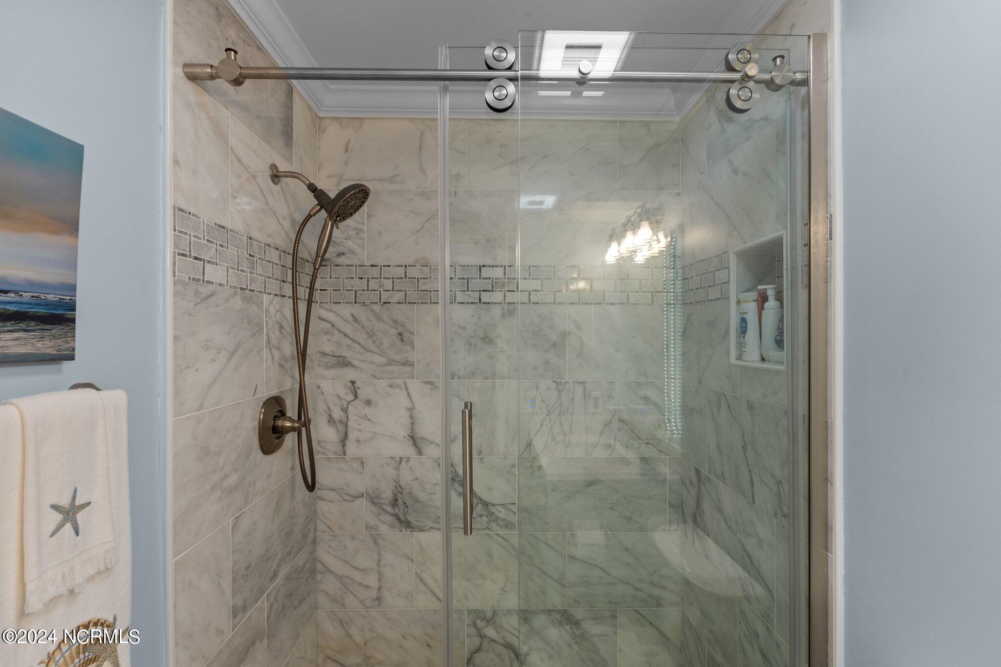 301 Commerce Way, Unit 349 Atlantic Beach, NC 28512 - Photo 24 of 38 Full Bathroom 2