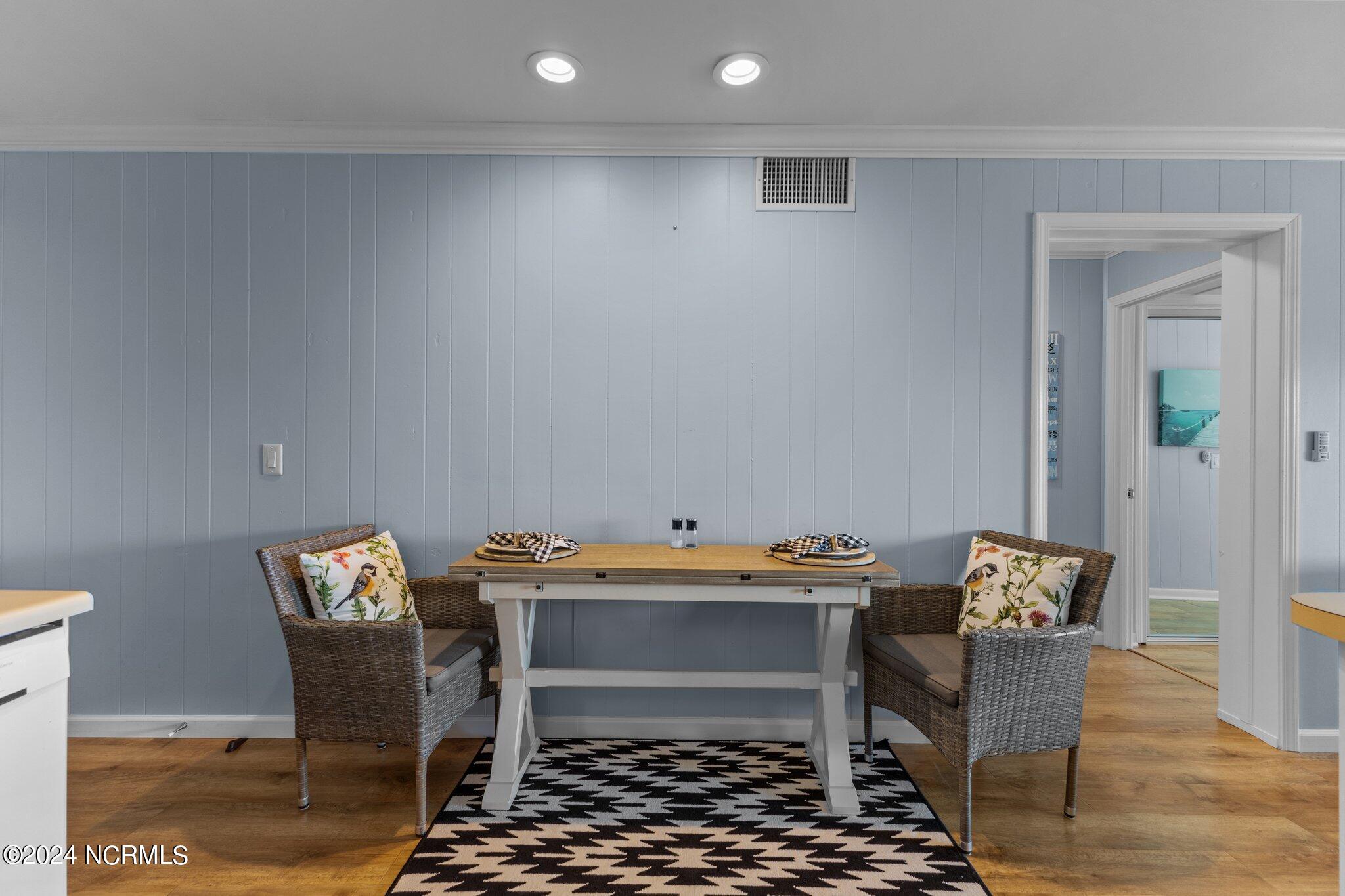 301 Commerce Way, Unit 349 Atlantic Beach, NC 28512 - Photo 4 of 38 Dining Area
