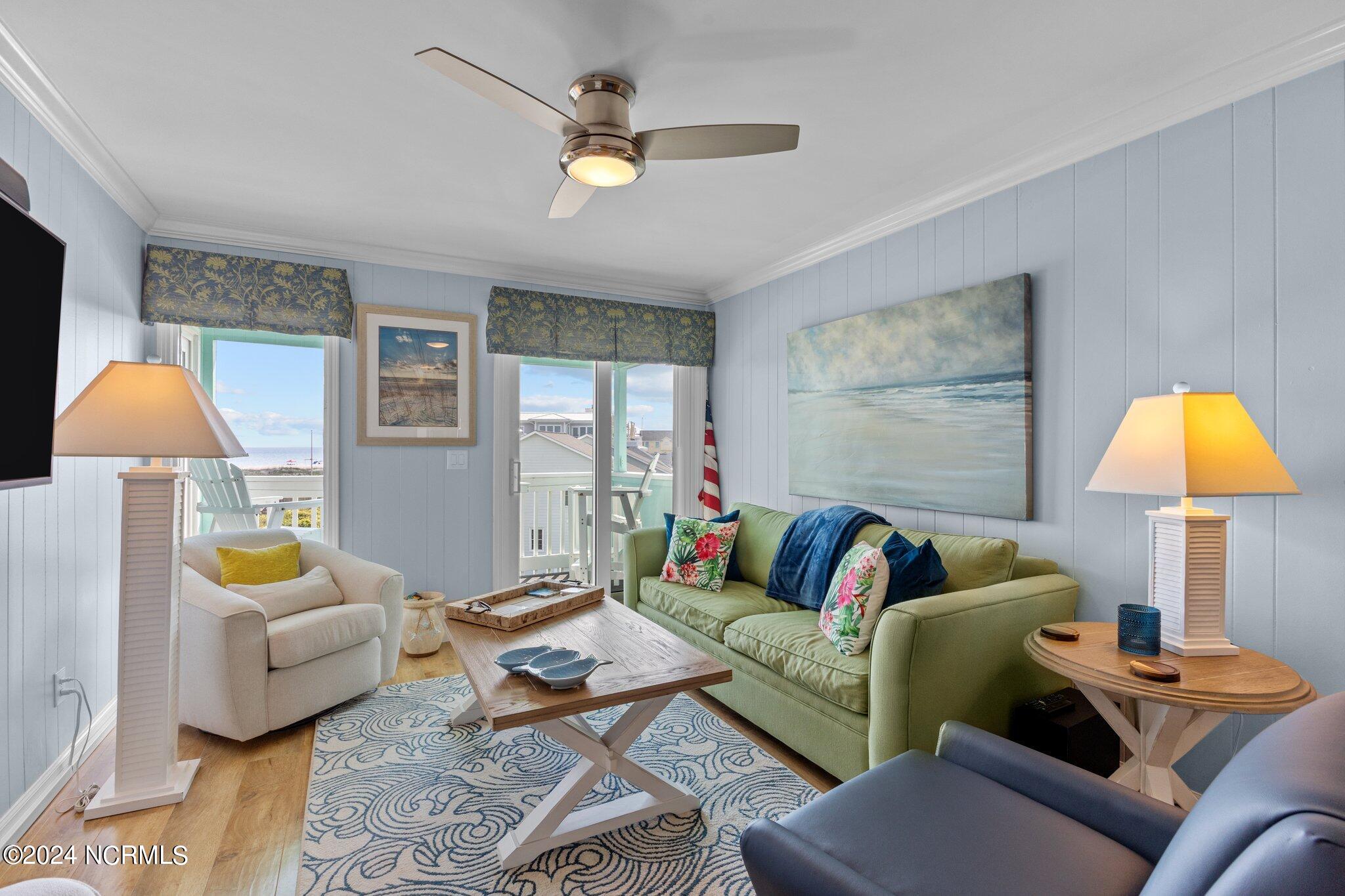 301 Commerce Way, Unit 349 Atlantic Beach, NC 28512 - Photo 8 of 38 Living Area
