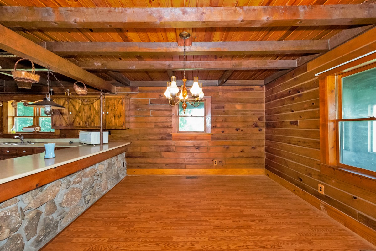 3202 Pleasant Ridge Road Goodspring, TN 38460 - Photo 9 of 48 Gallery Image 9