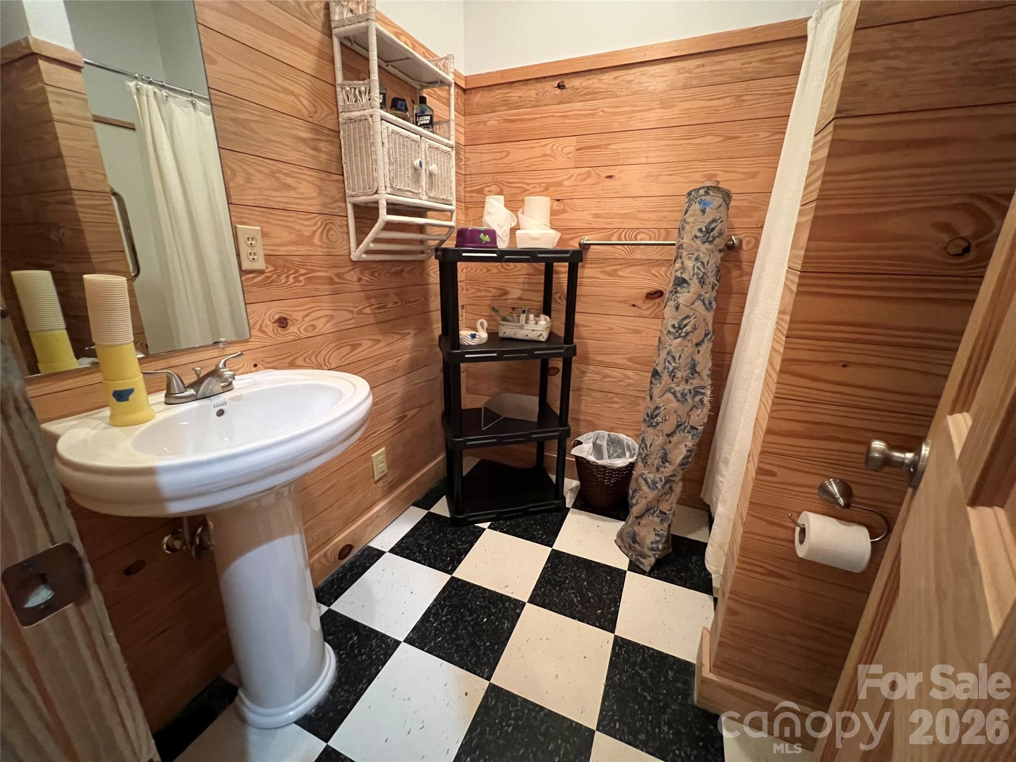 651 Dills Road Rutherfordton, NC 28139 - Photo 27 of 38 Gallery Image 27