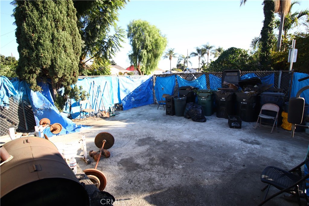 4522 East Rosecrans Avenue Compton, CA 90221 - Photo 73 of 75 a view of backyard and deck