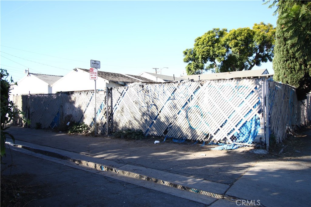 4522 East Rosecrans Avenue Compton, CA 90221 - Photo 8 of 75 a view of outdoor space and yard