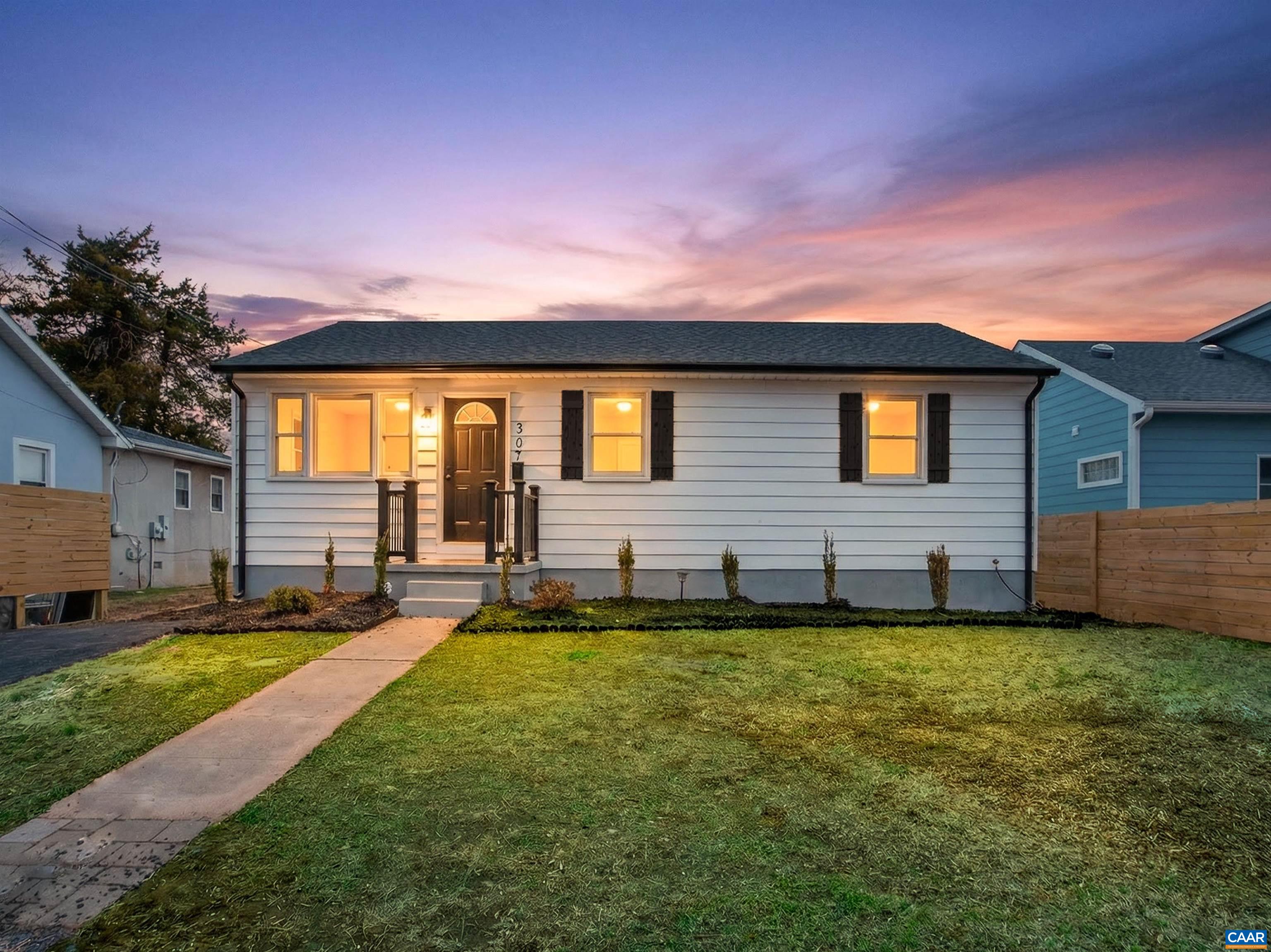 307 Spruce Street Charlottesville, VA 22902 - Photo 4 of 23