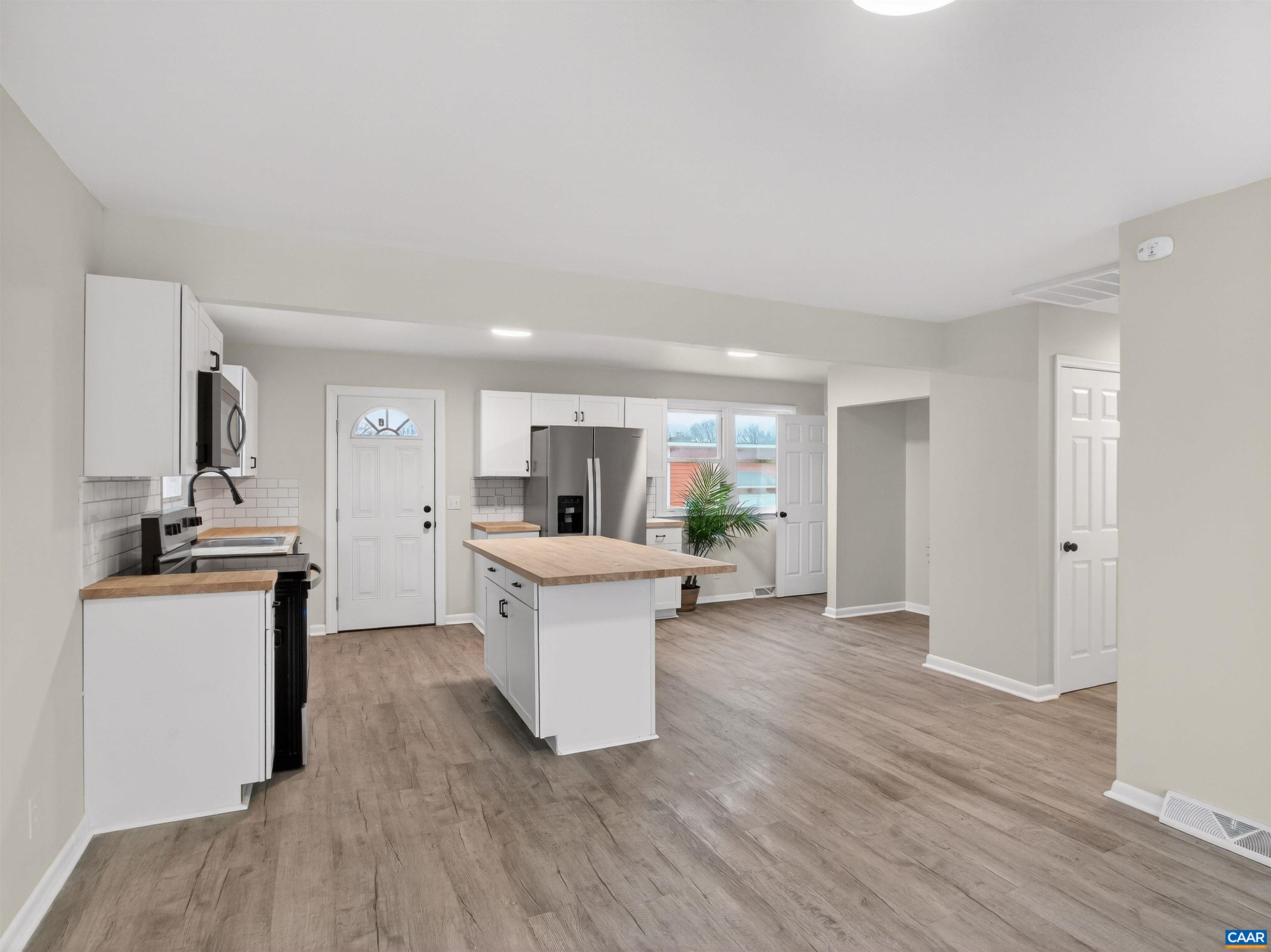 307 Spruce Street Charlottesville, VA 22902 - Photo 7 of 23