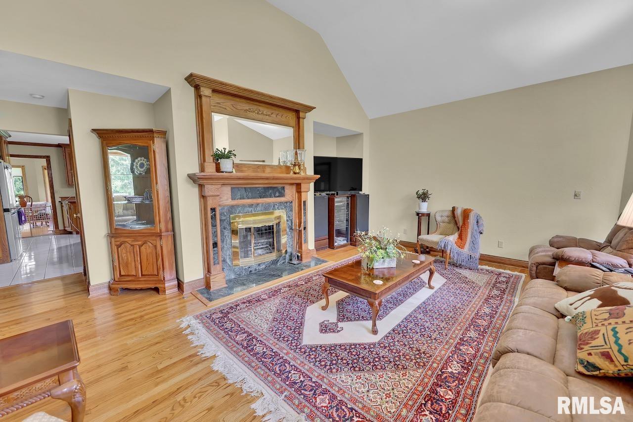 627 Coon Creek Road Metamora, IL 61548 - Photo 7 of 57