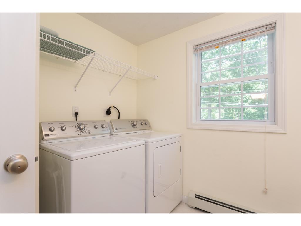 1 Elizabeth Road Sandown, NH 03873 - Photo 14 of 32