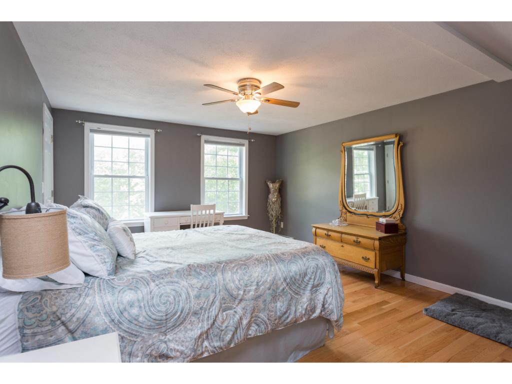 1 Elizabeth Road Sandown, NH 03873 - Photo 16 of 32