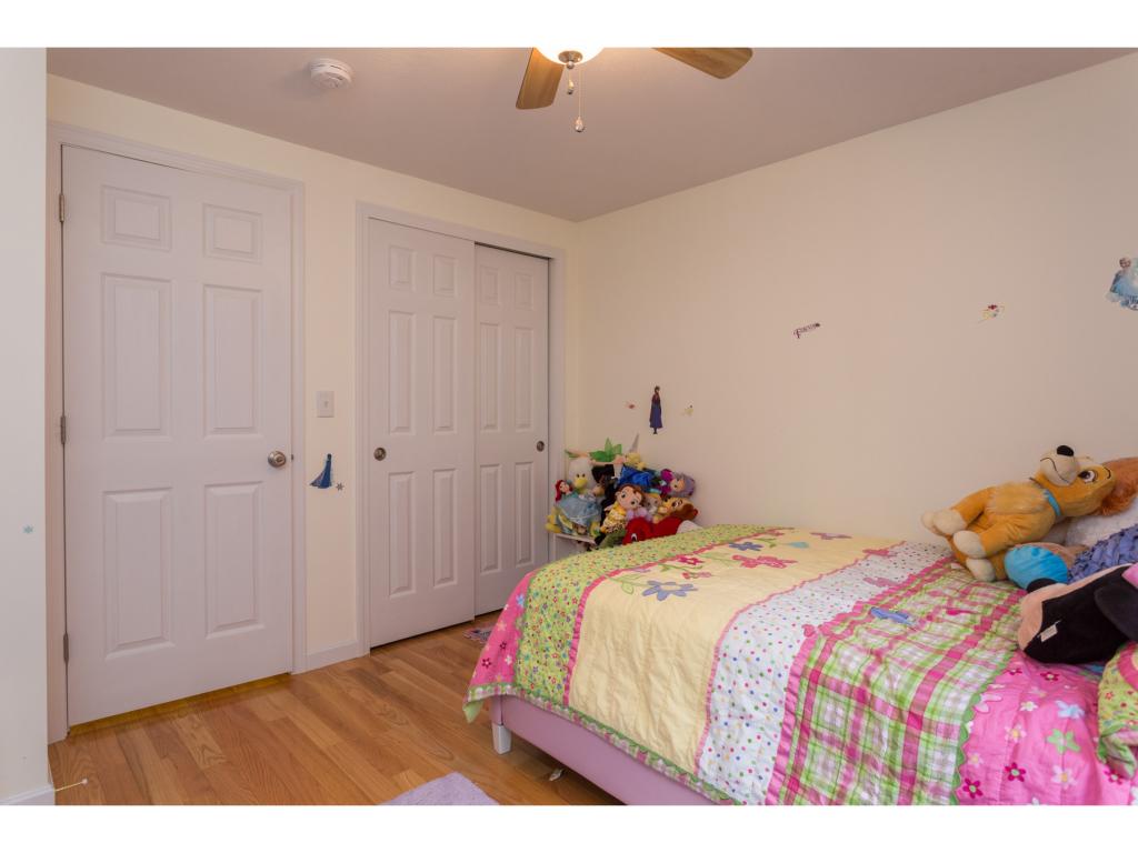 1 Elizabeth Road Sandown, NH 03873 - Photo 24 of 32
