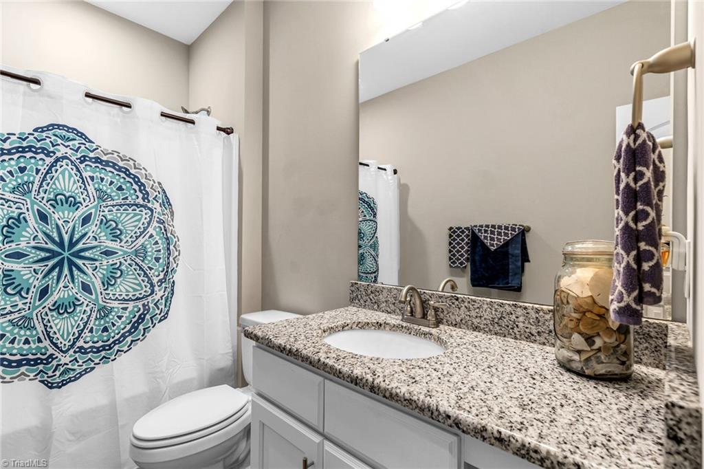 645 Strawberry Road Reidsville, NC 27320 - Photo 29 of 43 Guest / Hall Bathroom