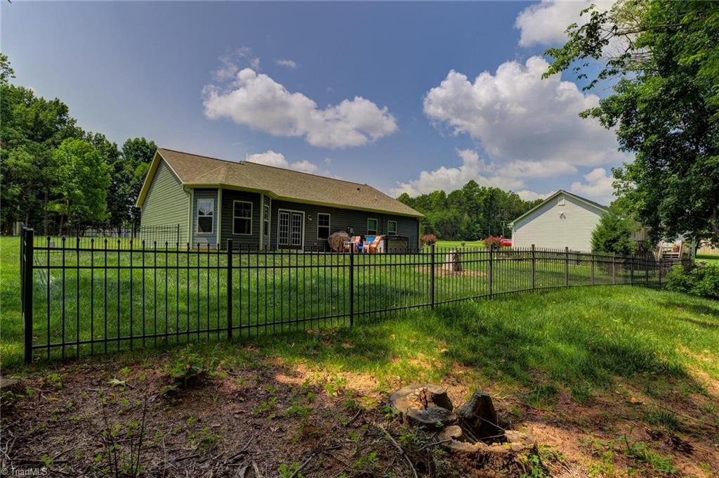 645 Strawberry Road Reidsville, NC 27320 - Photo 41 of 43 Back of Lot