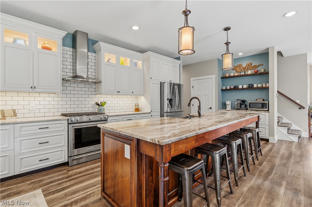 3098 Huntcliffe Road Northeast Canton, OH 44721 - Photo 16 of 45 11' island with breakfast bar