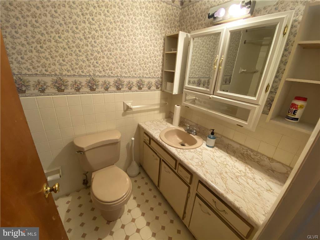 3128 Oakland Road Bethlehem, PA 18020 - Photo 24 of 33 Gallery Image 24