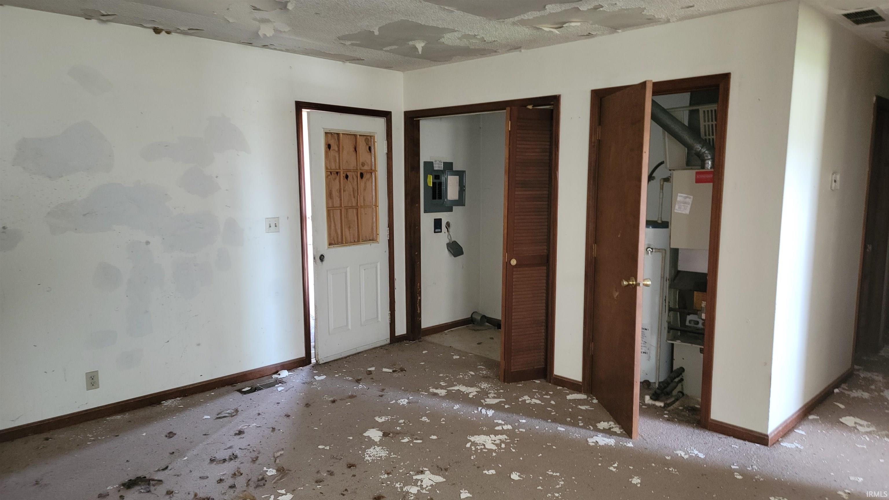 1325 Mackey Ferry Road Mount Vernon, IN 47620 - Photo 6 of 11