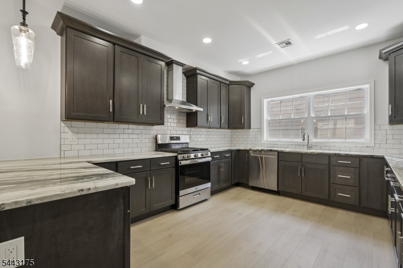 250 Milltown Road Springfield, NJ 07081 - Photo 9 of 23
