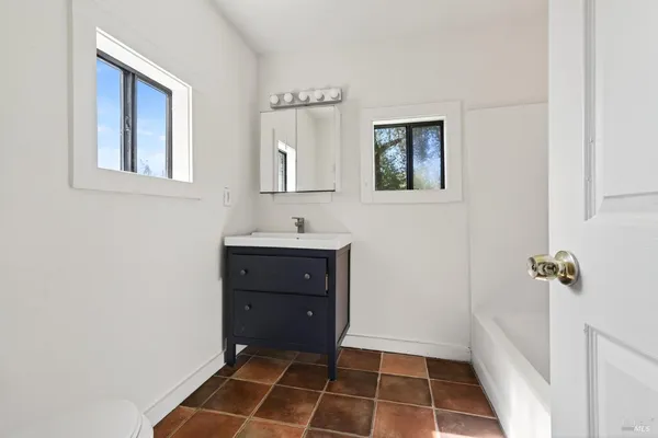 $625,000 | 8680 128th Highway, Philo, CA 95466