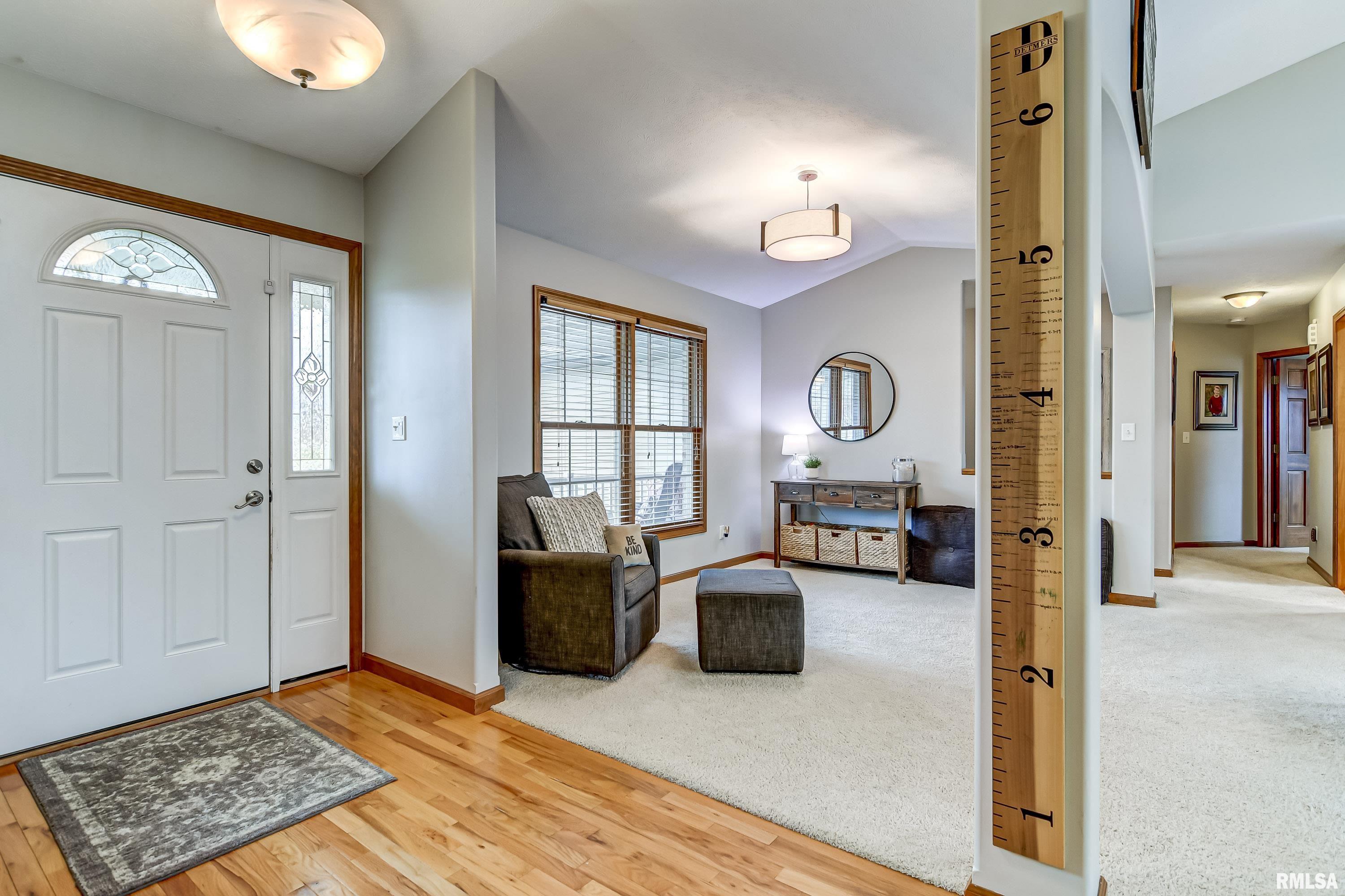 2006 Deerfield Road Chatham, IL 62629 - Photo 3 of 44 Gallery Image 3